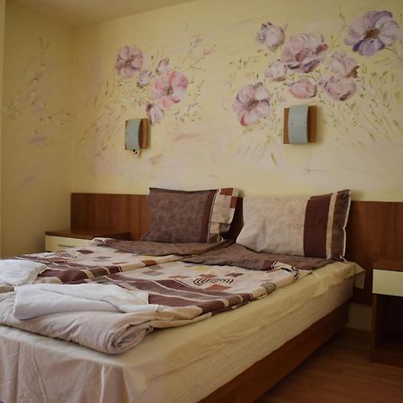 Hotel Jeravna Bankja Kültér fotó