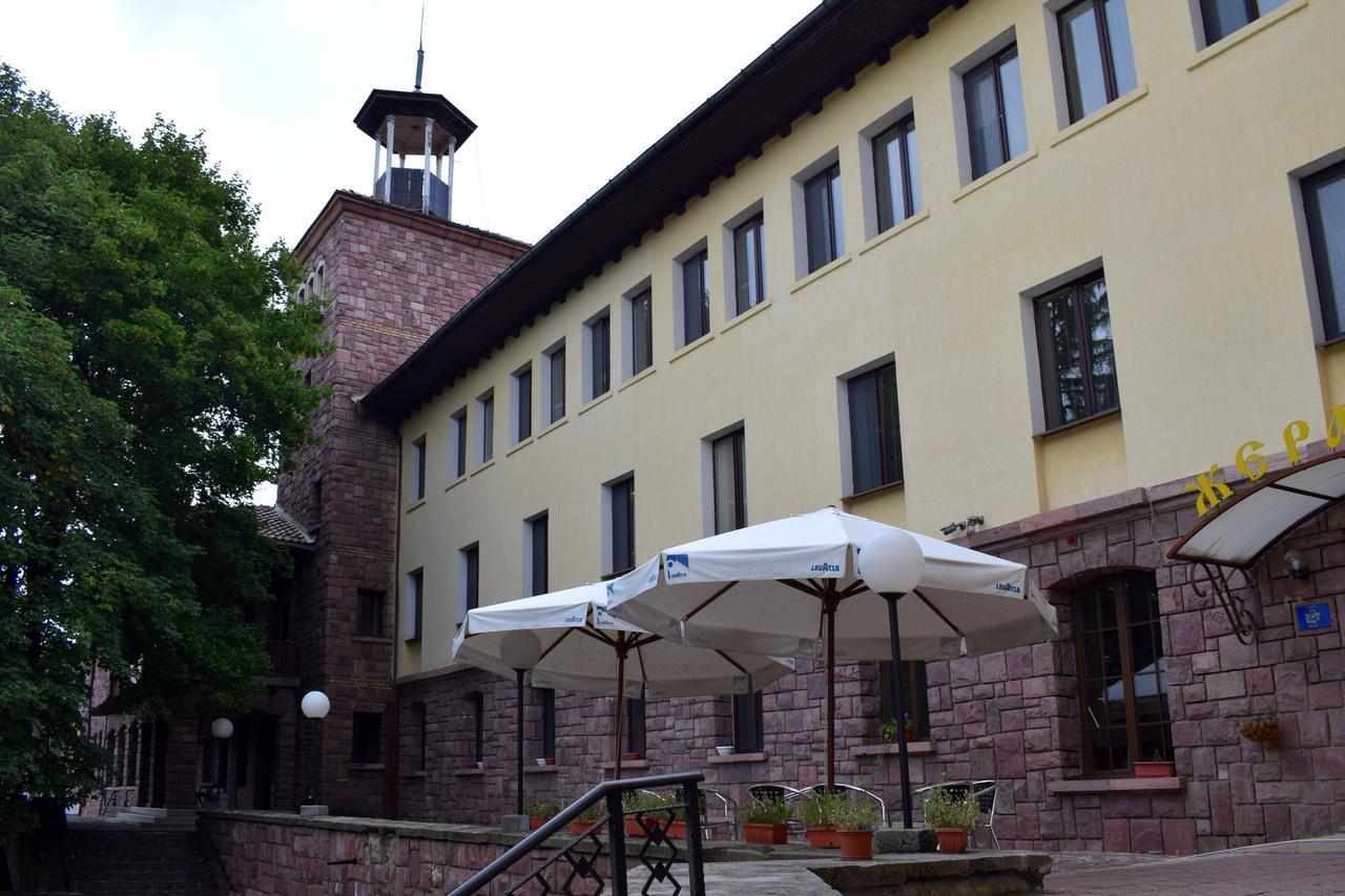 Hotel Jeravna Bankja Kültér fotó