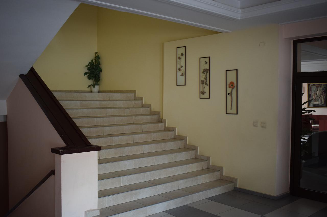 Hotel Jeravna Bankja Kültér fotó