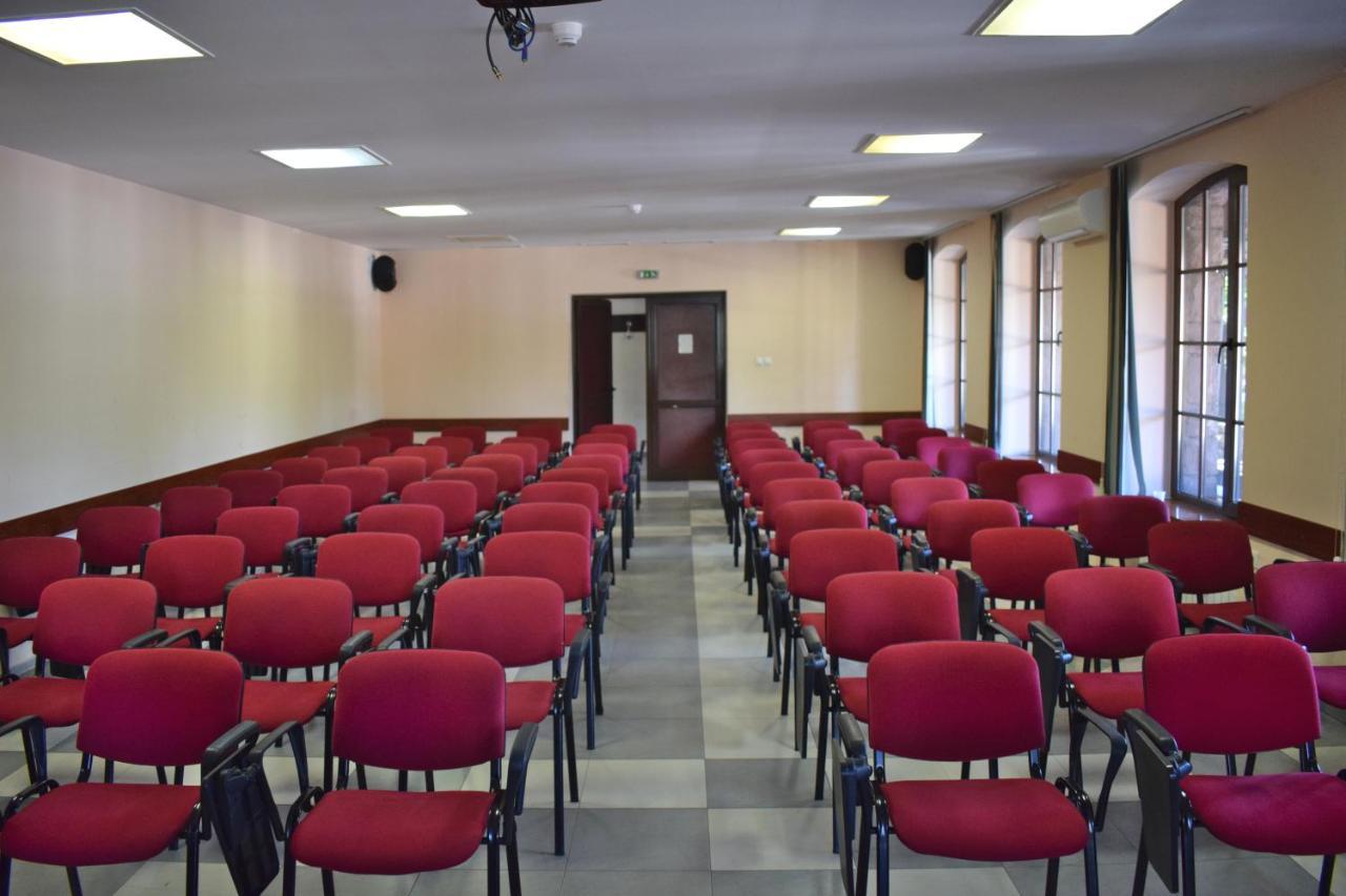 Hotel Jeravna Bankja Kültér fotó